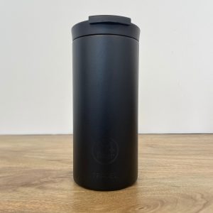 Mug TRAVEL isotherme 600 ml – Stone Tuxedo black | 24 Bottles